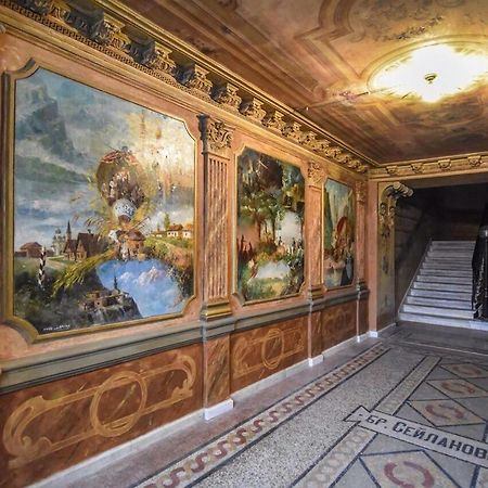 Old - Gold Gala Apartment Tbilisi Bagian luar foto